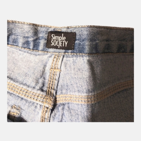 Jeans - Picture 3 of 4